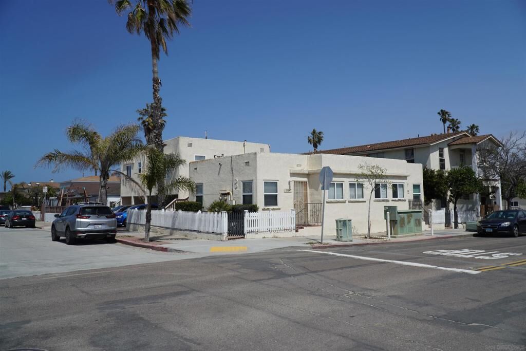 Property Photo:  2104 06 Abbott St.  CA 92107 