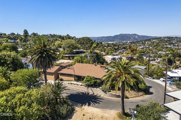 Property Photo:  1105 Olancha Drive  CA 90065 