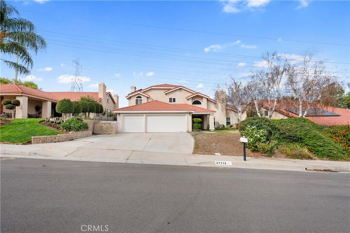 Property Photo:  27715 Sutters Pointe  CA 91350 