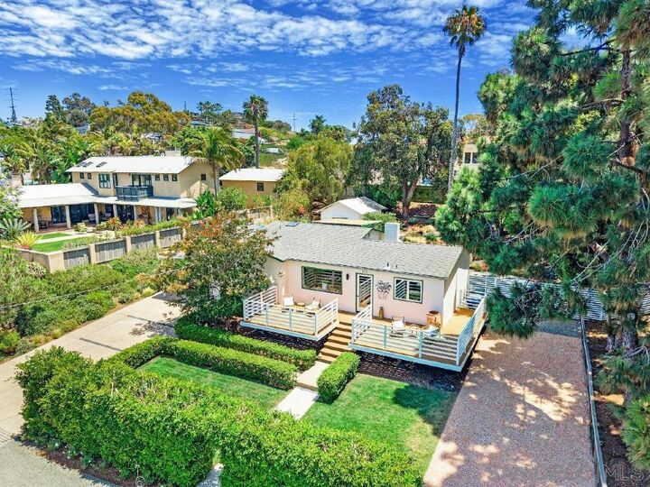 Property Photo: 308 10 Glenmont Dr CA 92075