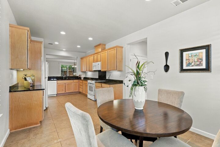 Property Photo:  9866 Sheffield Way  CA 95757 