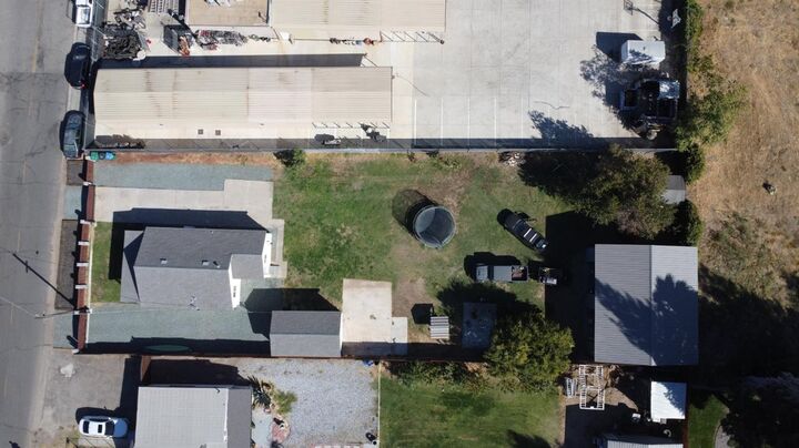 Property Photo:  126 Joseph Road  CA 95336 
