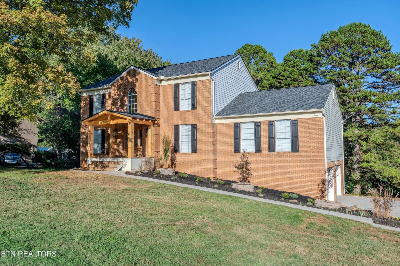 Property Photo:  1908 Breezy Ridge Tr  TN 37922 