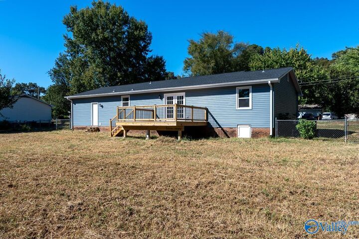 Property Photo: 110 Vasser Circle AL 35749