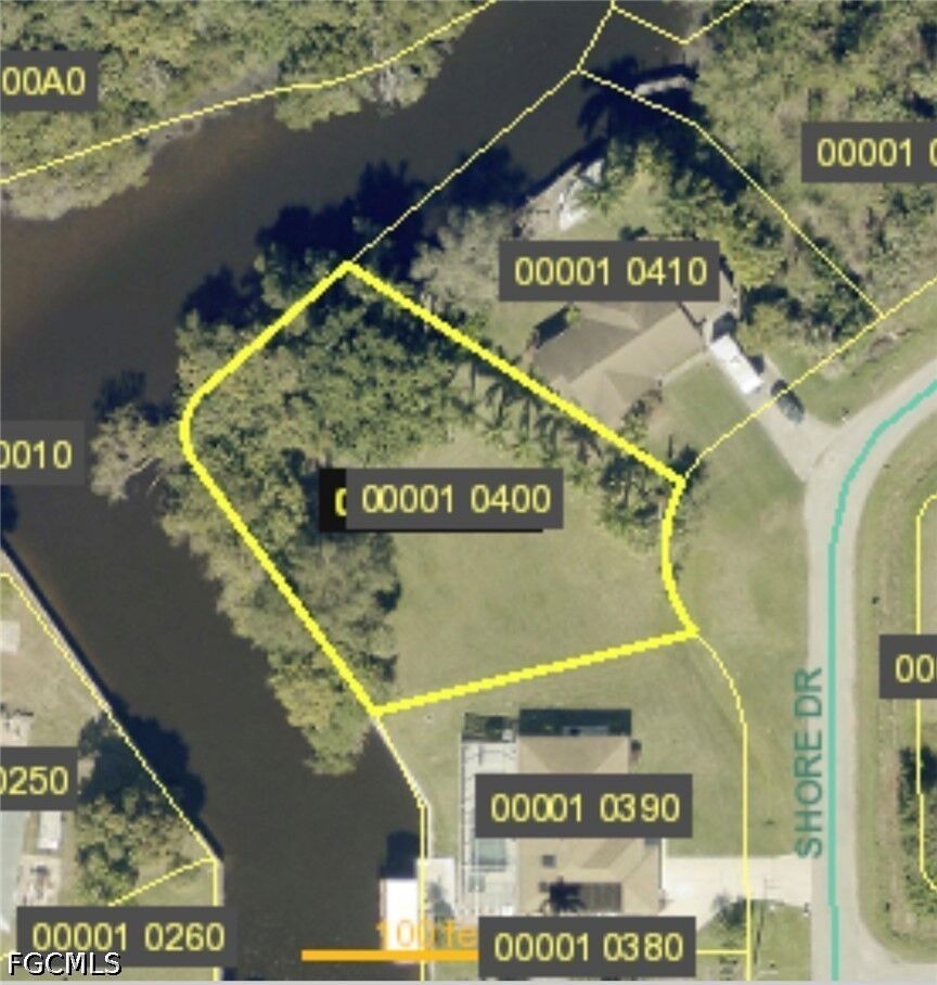 Property Photo: 301 Shore Drive FL 33905