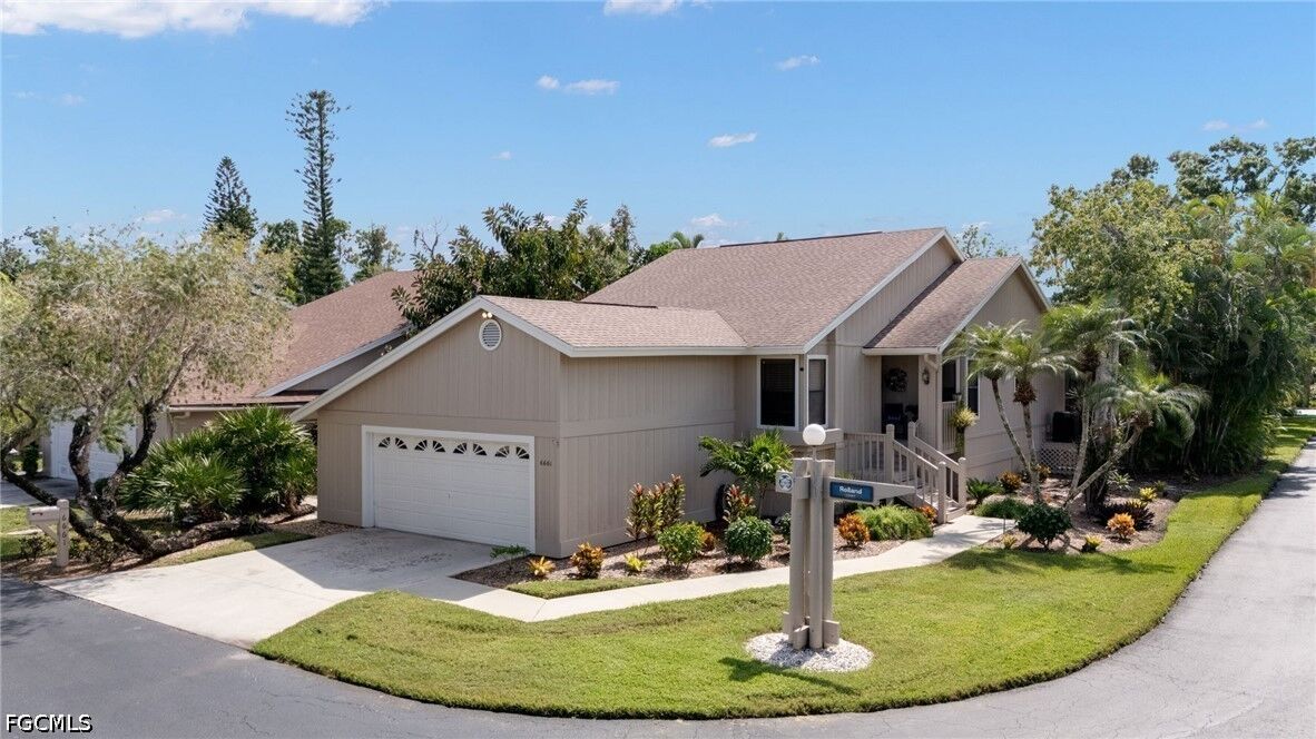 Property Photo:  6661 Rolland Court  FL 33908 