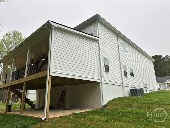 Property Photo: 113 Sidetrack Circle GA 30629