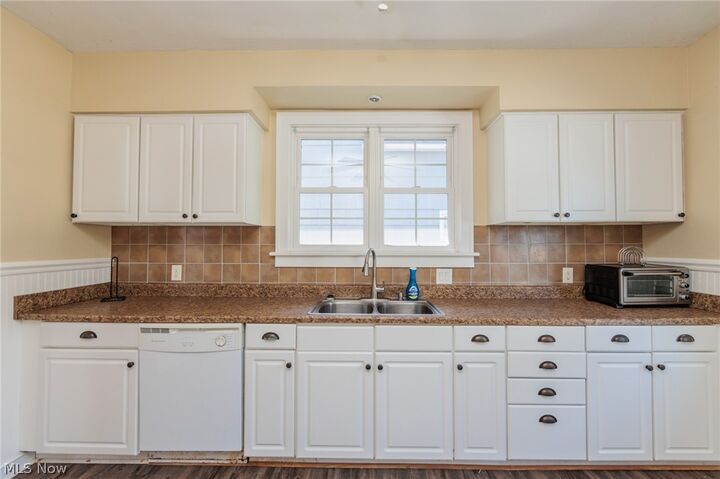 Property Photo: 1521 Campbell Street OH 44870