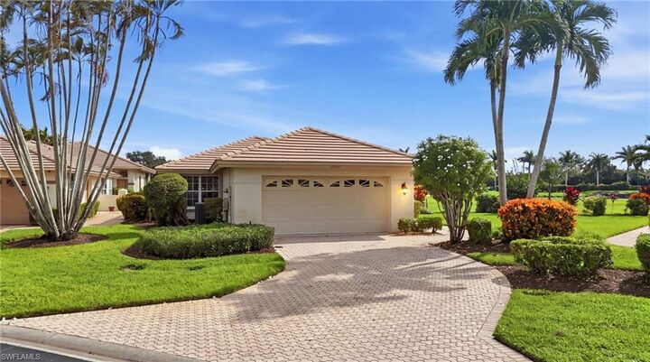 Property Photo:  10391 Quail Crown Dr 34  FL 34119 