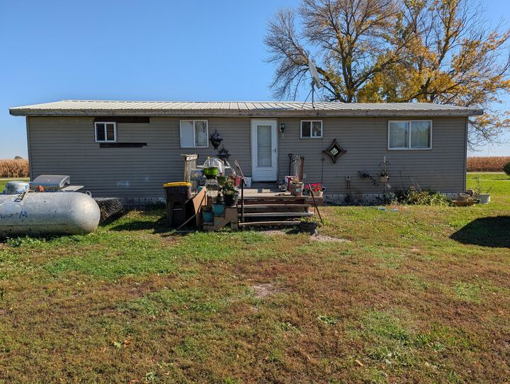 Property Photo:  14687 540th Avenue  MN 56097 
