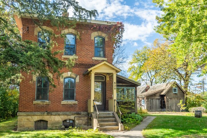Property Photo: 820 Owens Street N MN 55082