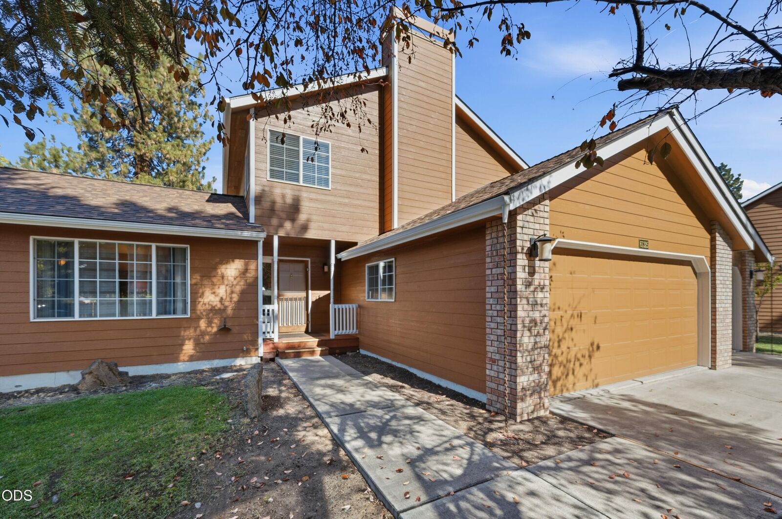 Property Photo: 61325 Victory Loop OR 97702