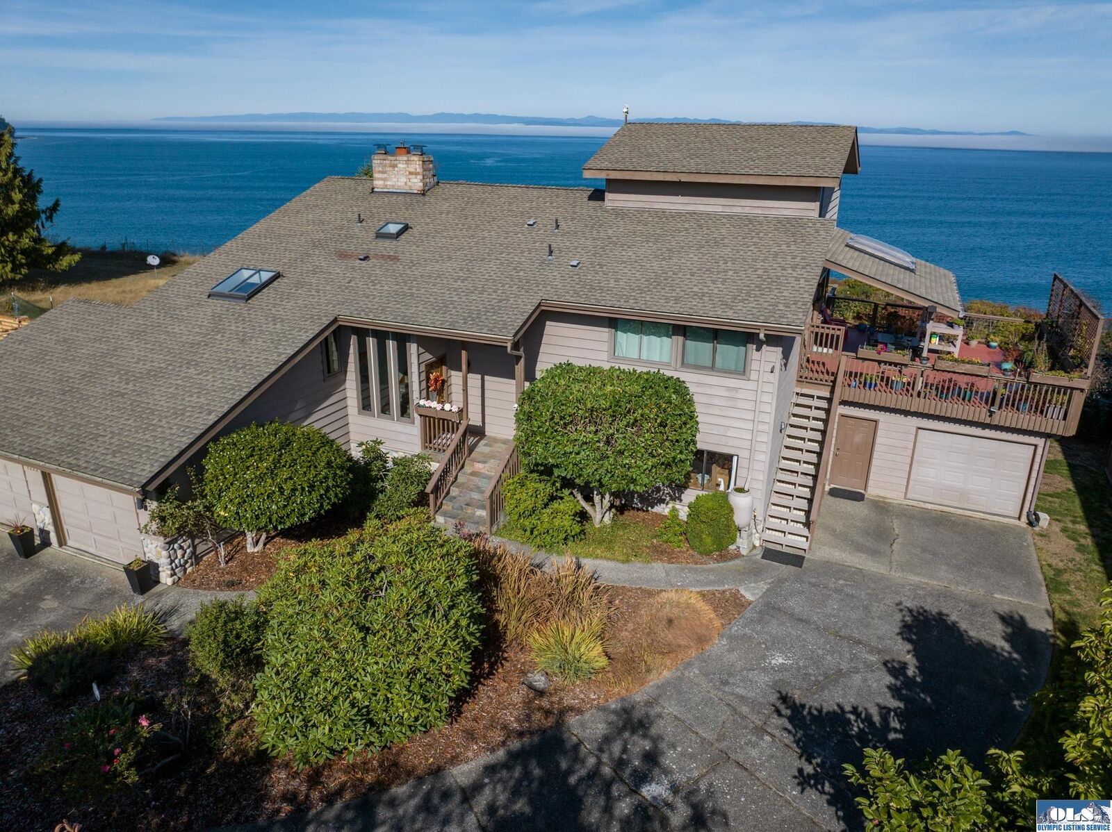 Property Photo: 1222 Dutch Dr. WA 98363