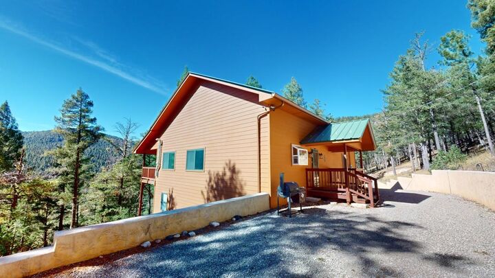 Property Photo:  108 Black Forest Dr  NM 88317 
