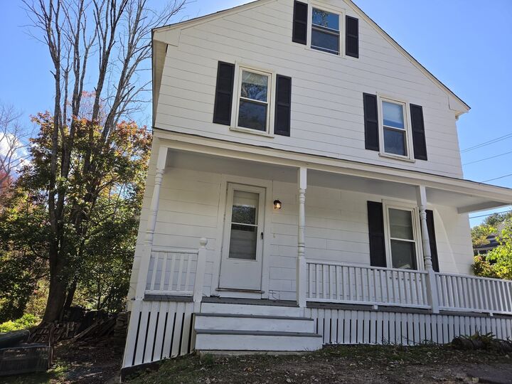 Property Photo:  6 Glen Ave  MA 01568 