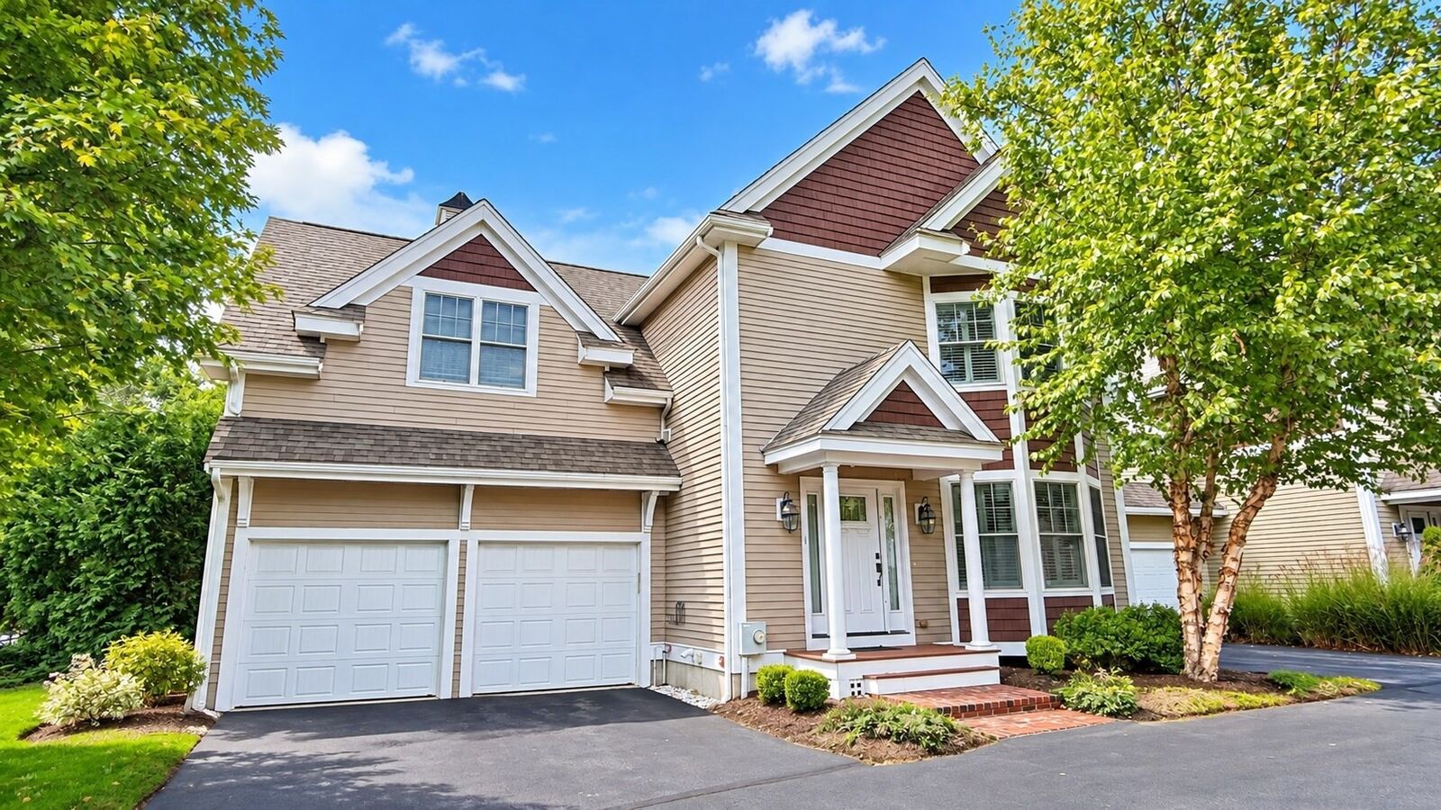 Property Photo: 1 Thurston Pl 1 MA 02052