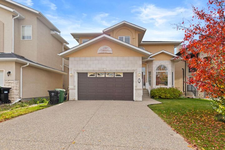Property Photo: 63 West Cedar Rise SW AB T3H 5E2