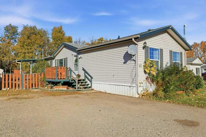 Property Photo:  132 38550 Range Road 25A  AB T0M 0H0 
