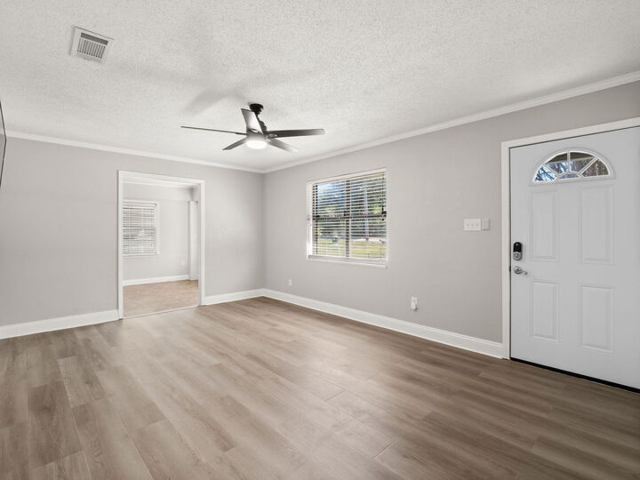 Property Photo:  109 Raymond Dr  LA 71461 