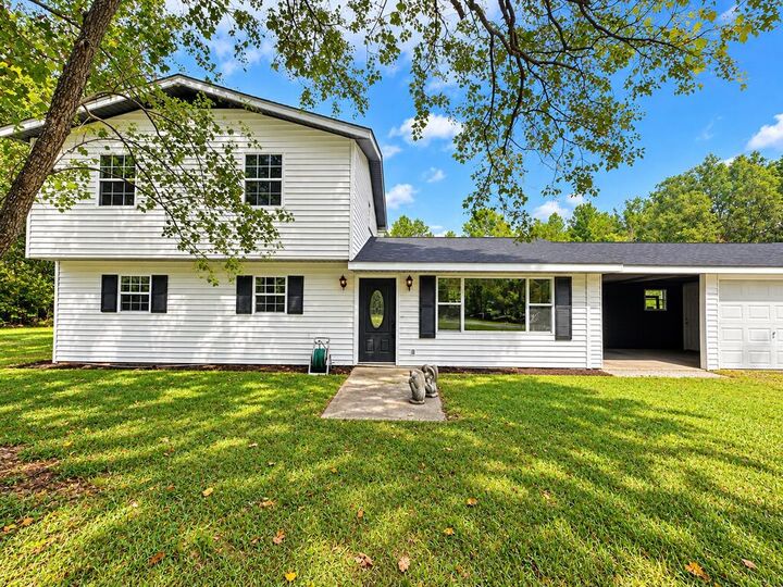 Property Photo: 25 Howell Road MS 39466