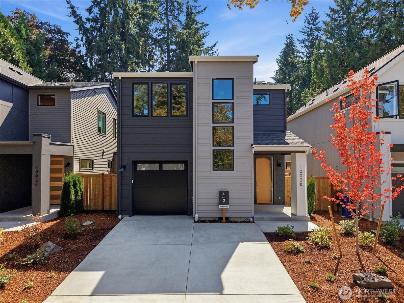 Property Photo:  10028  Slater Avenue  WA 98033 