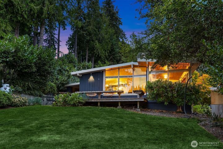 Home for sale in Bainbridge Island: 15122 NE & 15128 Anna Vera Lane ...