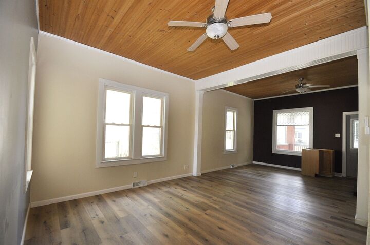 Property Photo:  116 W 11th Street  IL 61364 