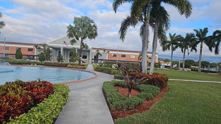 Property Photo:  120 Preston Way  FL 33434 