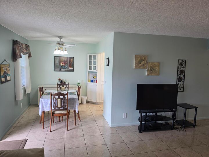 Property Photo:  15 Markham A 15  FL 33442 