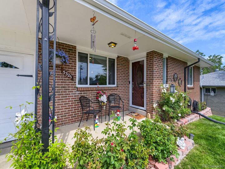 Property Photo:  5325 King Court  CO 80221 