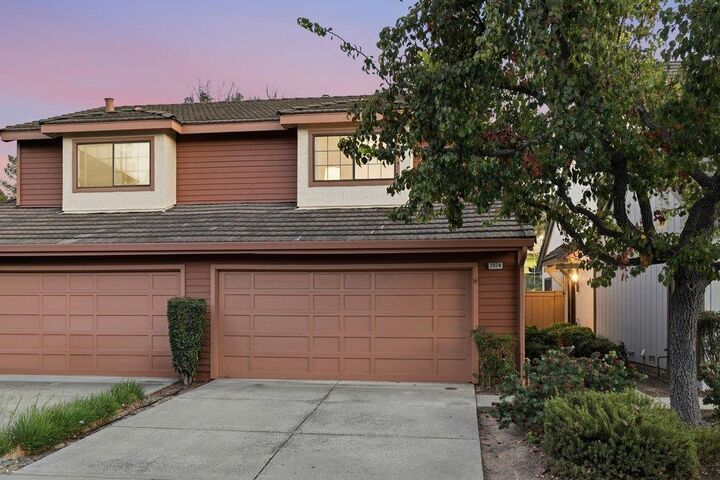 Property Photo:  2074 Wente Way  CA 95125 