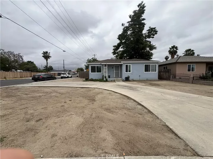 Property Photo:  501 W Latham Avenue  CA 92543 