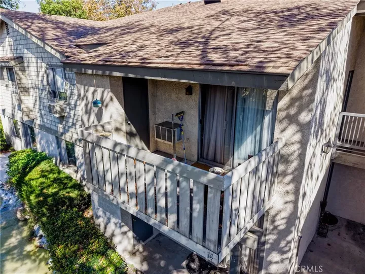 Property Photo:  960 East Bonita Ave #14  CA 91767 