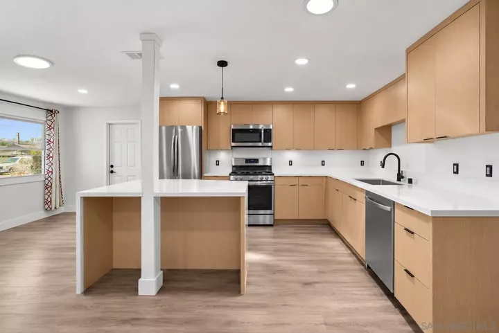 Property Photo:  801 Broadview St  CA 91977 
