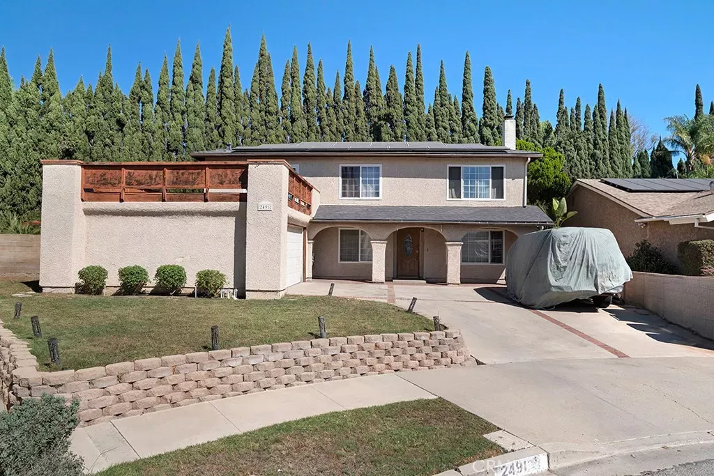 Property Photo:  2491 Castlemont Court North  CA 93063 