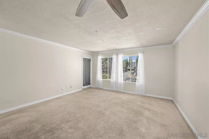 Property Photo: 3550 Lebon Dr 6227 CA 92122
