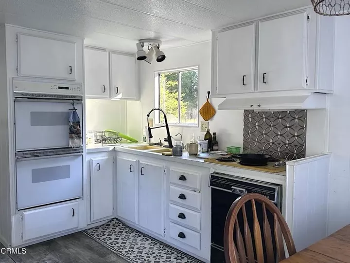 Property Photo:  42001 Little River Airport Road  CA 95456 