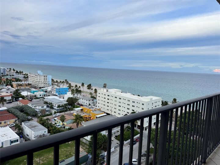 Property Photo:  1201 S Ocean Dr 1504N  FL 33019 