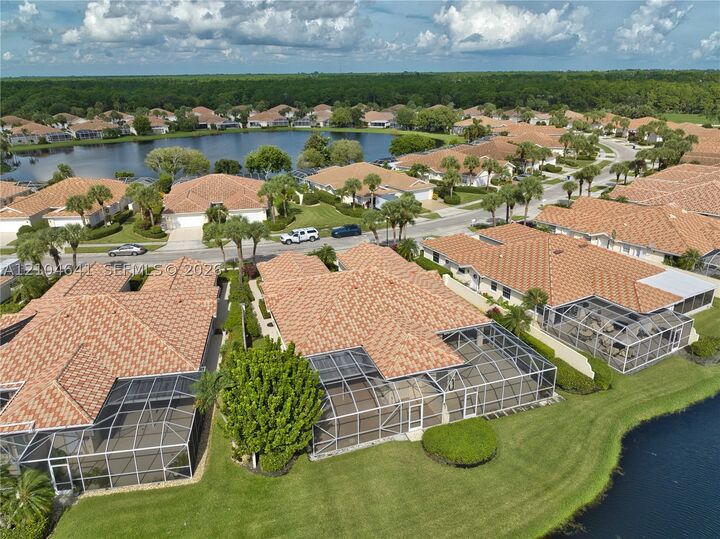 Property Photo:  7881 SE Spicewood Cir  FL 33455 
