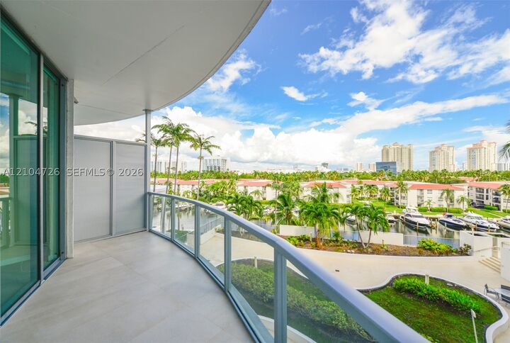 Property Photo:  3029 NE 188th St 516  FL 33180 