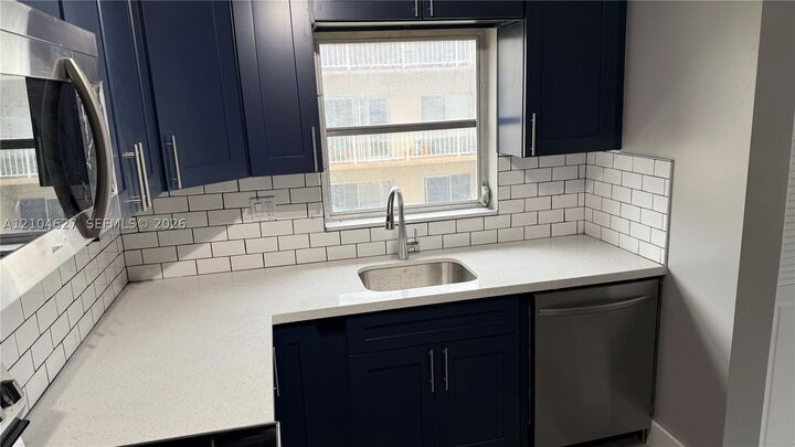 Property Photo:  7725 SW 86th St A1-317  FL 33143 