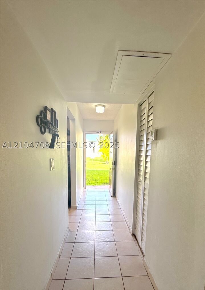 Property Photo: 1151 SW 105th Ave 407 FL 33174