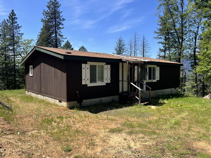 Property Photo: 3590 Union Ridge Road CA 96093