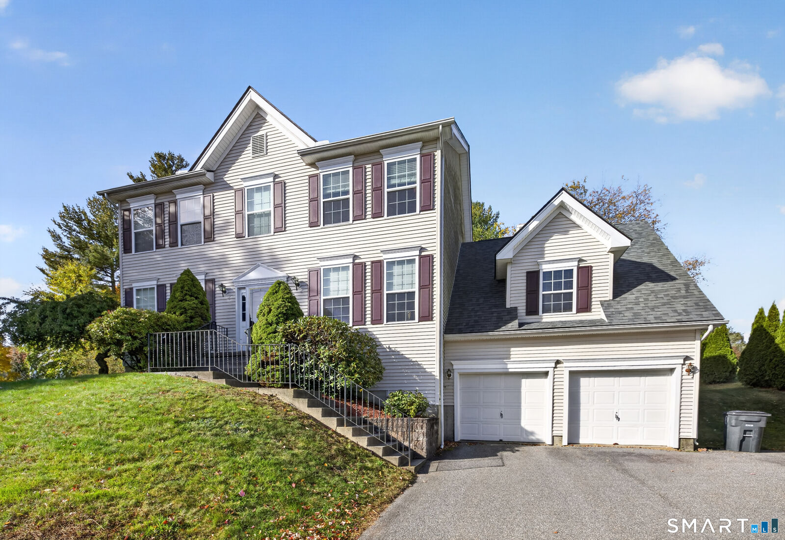 Property Photo:  25 Auburn Way  CT 06790 