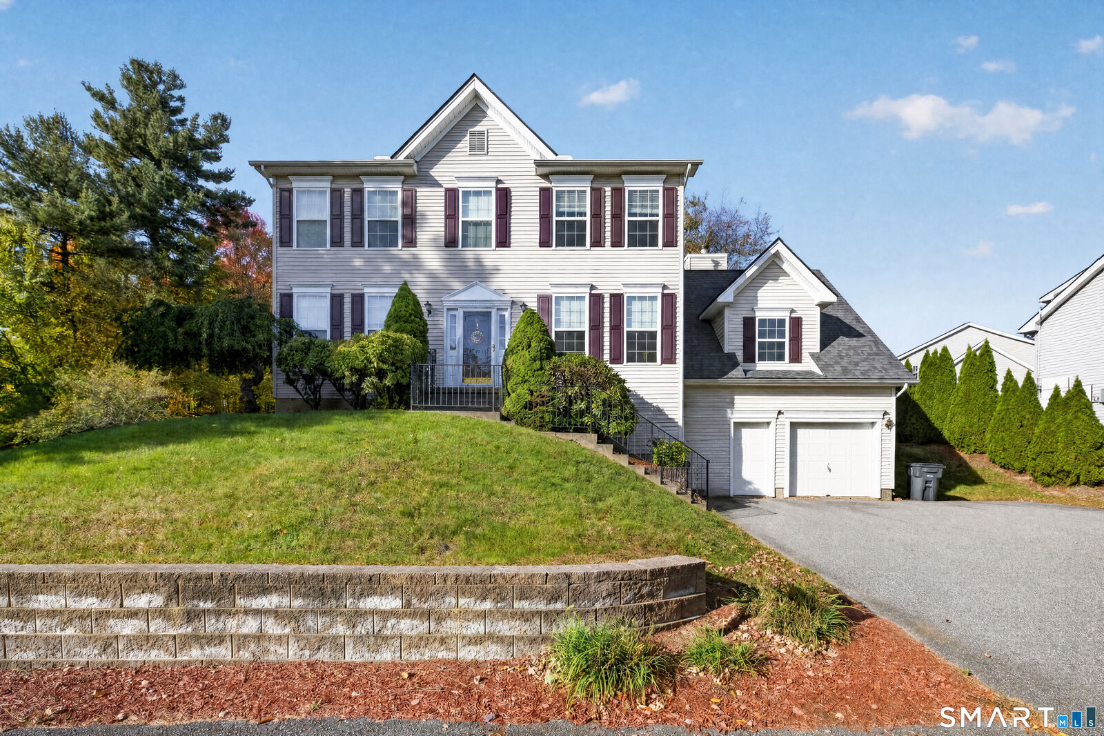 Property Photo: 25 Auburn Way CT 06790