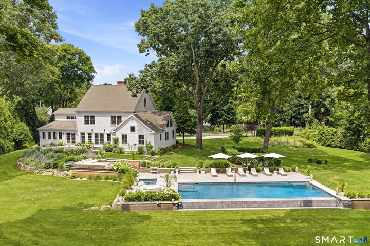 Property Photo: 6 Berry Lane CT 06820