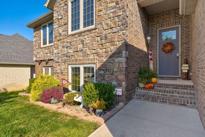 Property Photo: 2275 N Citation Avenue MO 65802
