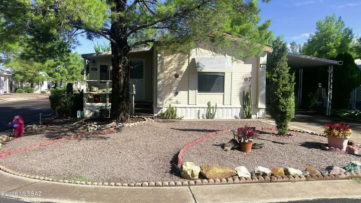 Property Photo: 1535 W Thatcher Boulevard Lot 67 AZ 85546