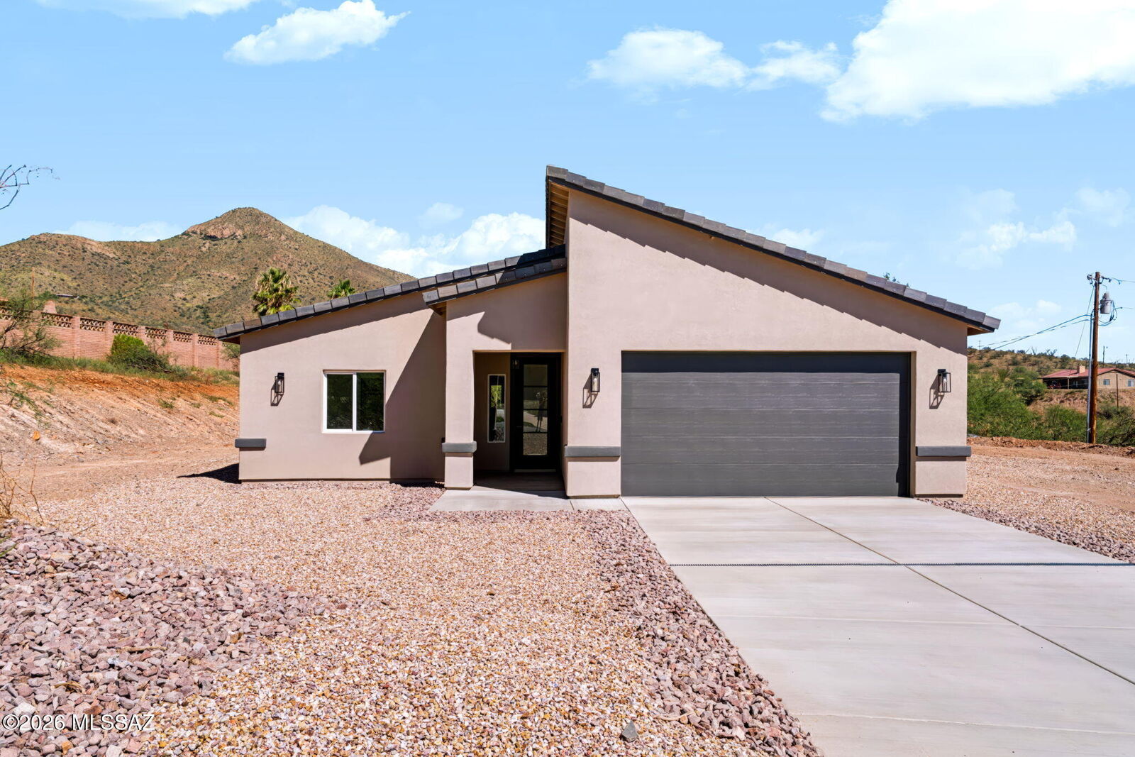 Property Photo:  1330 Ginger Court  AZ 85648 