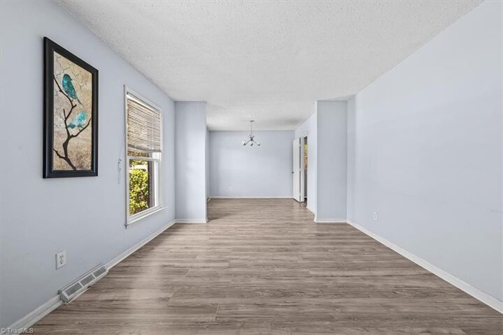 Property Photo:  2507 Dumfries Road  NC 27407 